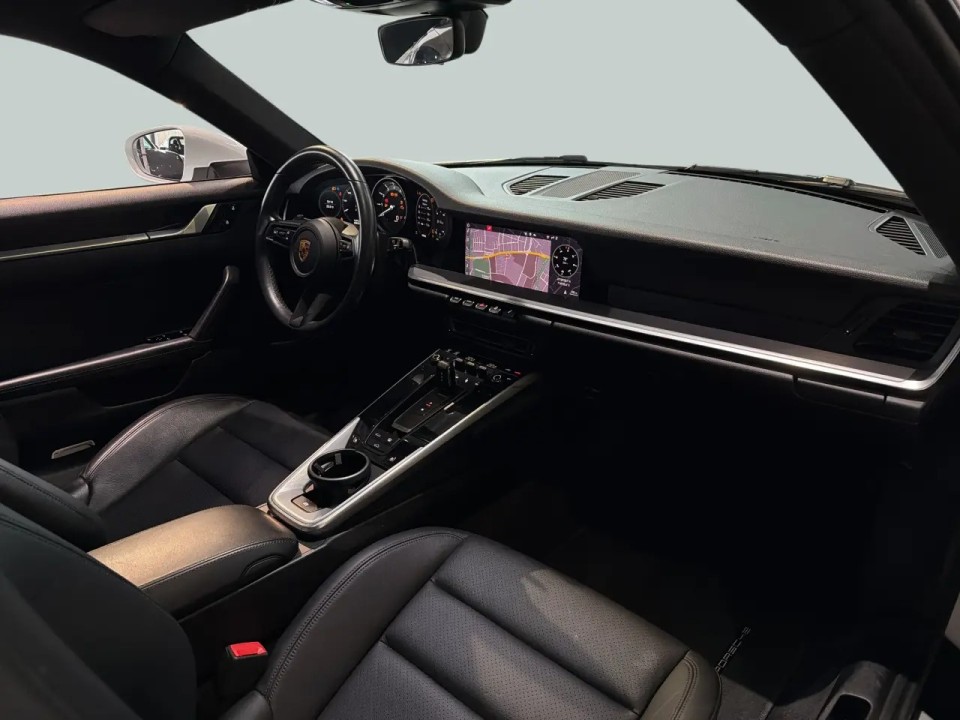 Porsche 911 Carrera - foto 10