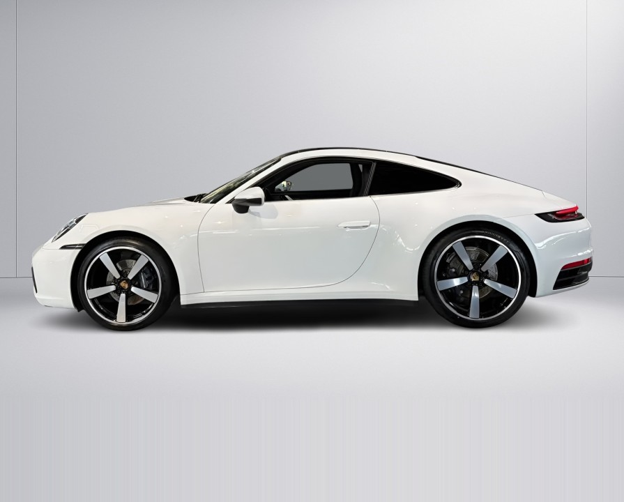 Porsche 911 Carrera (2)