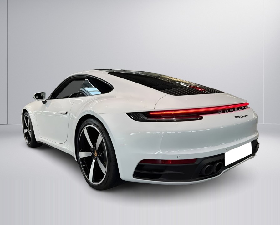 Porsche 911 Carrera (3)