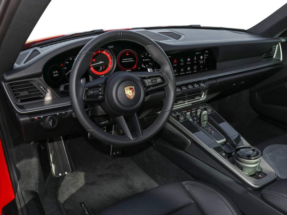 Porsche 911 Carrera - foto 11