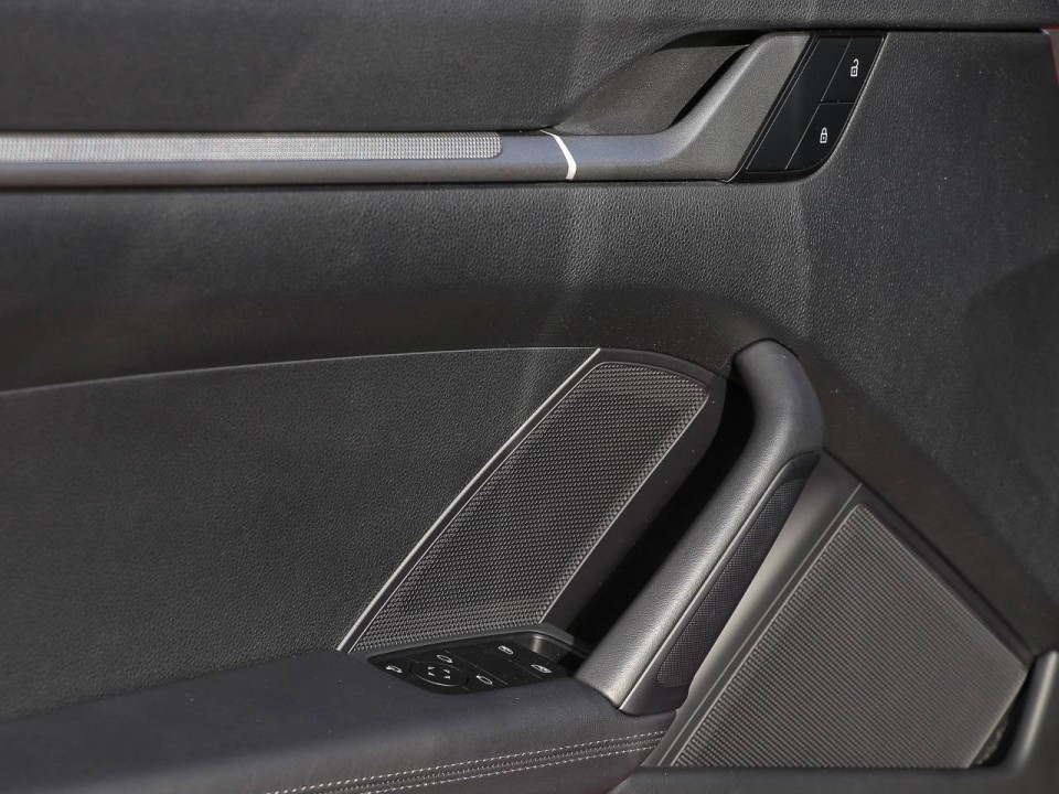 Porsche 911 Carrera - foto 18