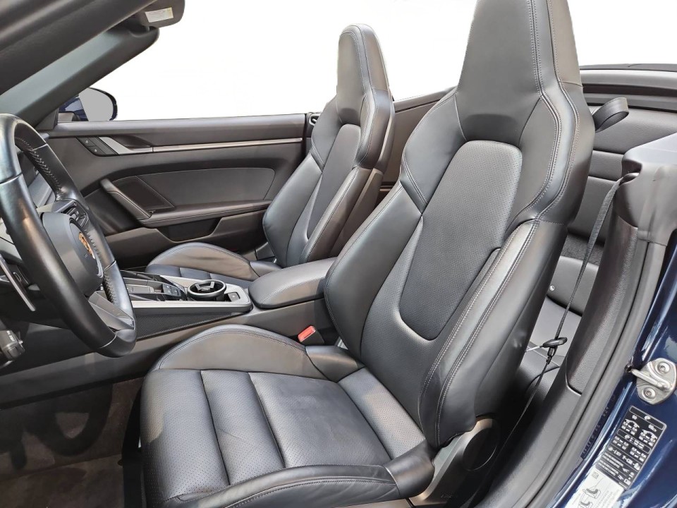 Porsche 911 Carrera Cabriolet - foto 11