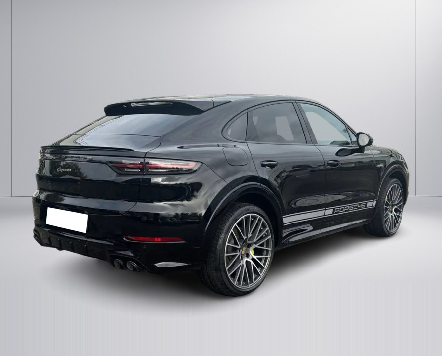 Porsche Cayenne Coupe E-Hybrid (4)