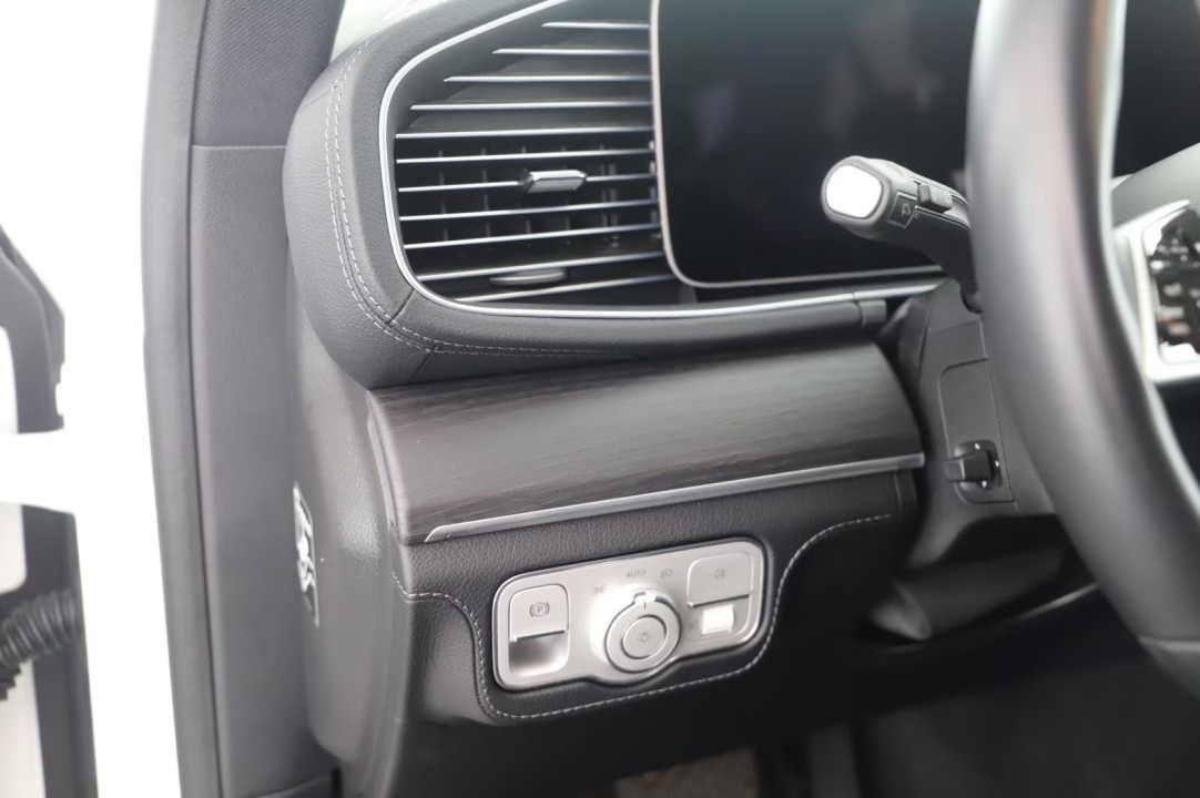 Mercedes-Benz GLE 450 4MATIC AMG Line - foto 8