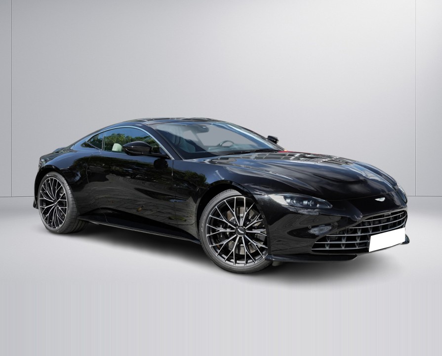 Aston Martin Vantage V8
