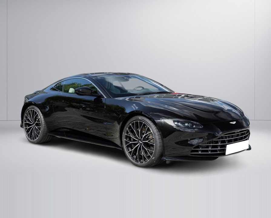 Aston Martin Vantage V8 (2)
