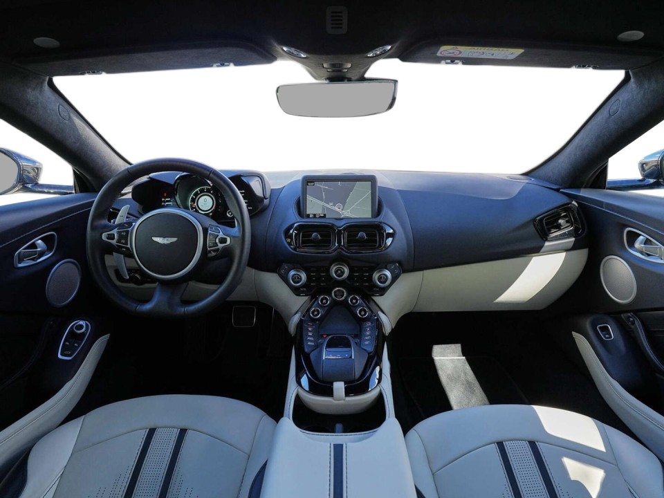 Aston Martin Vantage V8 - foto 12