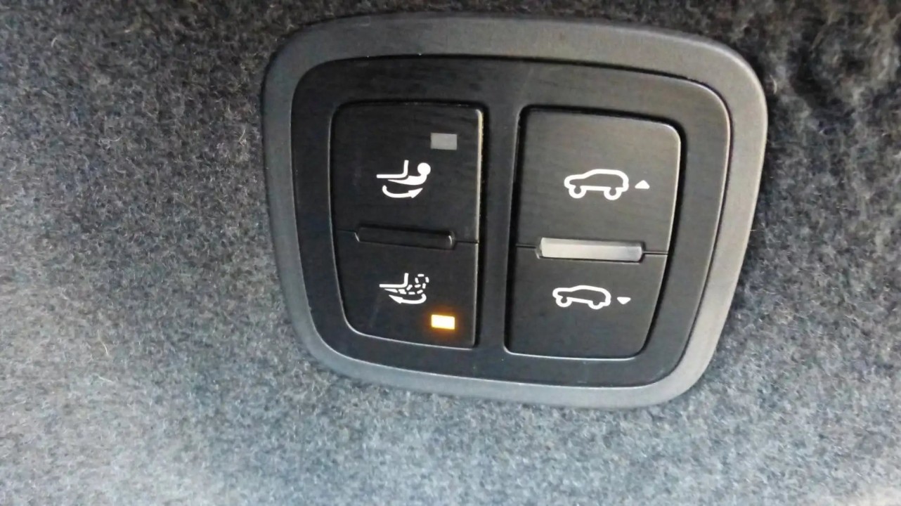 Porsche Macan - foto 22