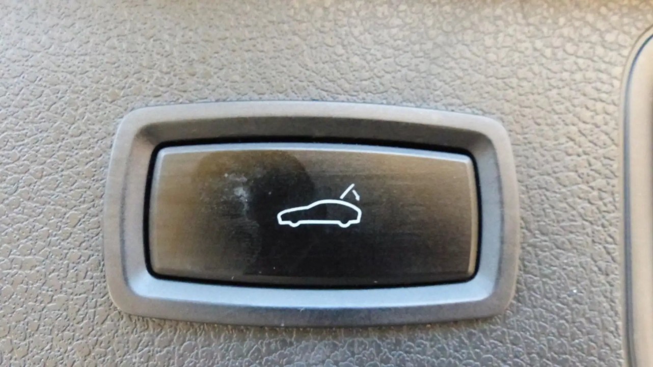 Porsche Macan - foto 23