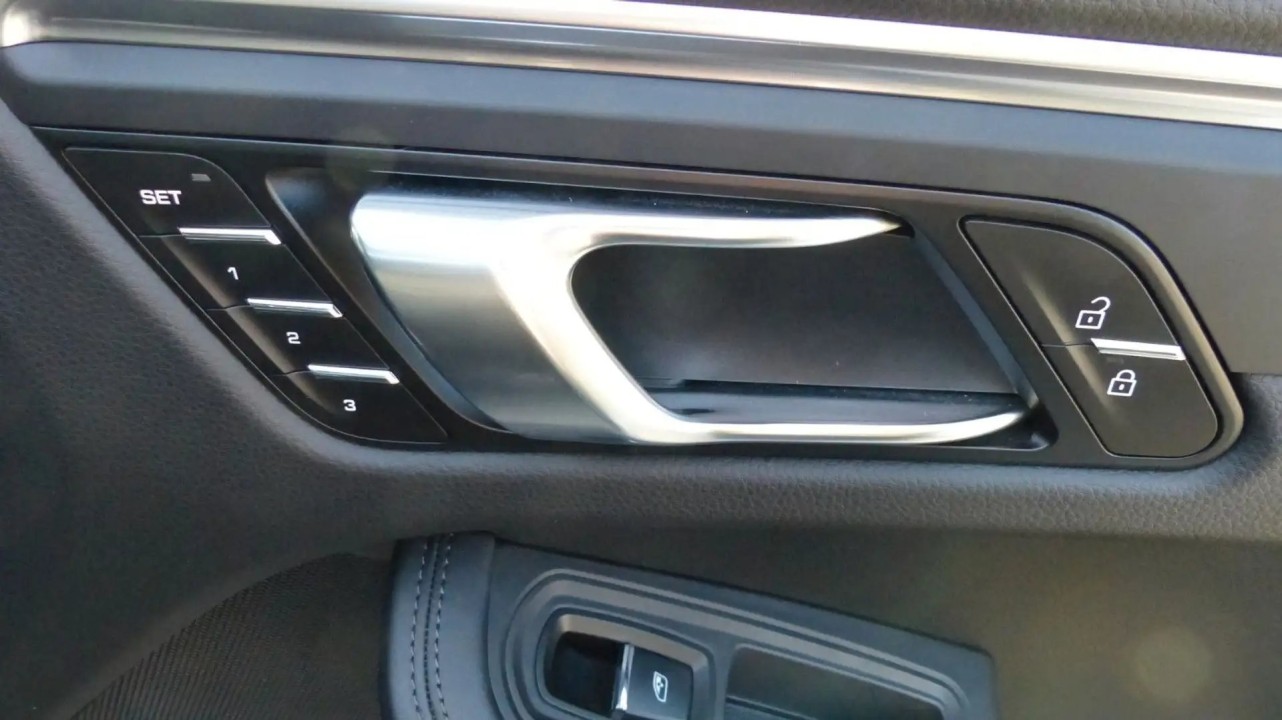 Porsche Macan - foto 20