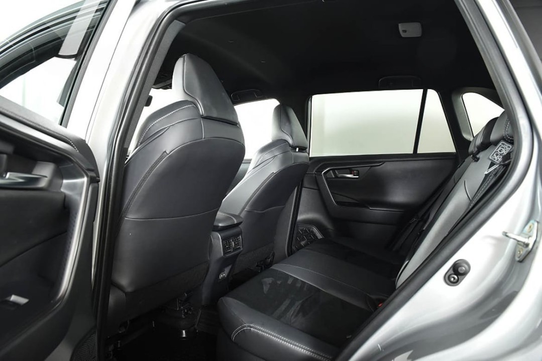 Toyota RAV4 HEV AWD GR Sport - foto 13