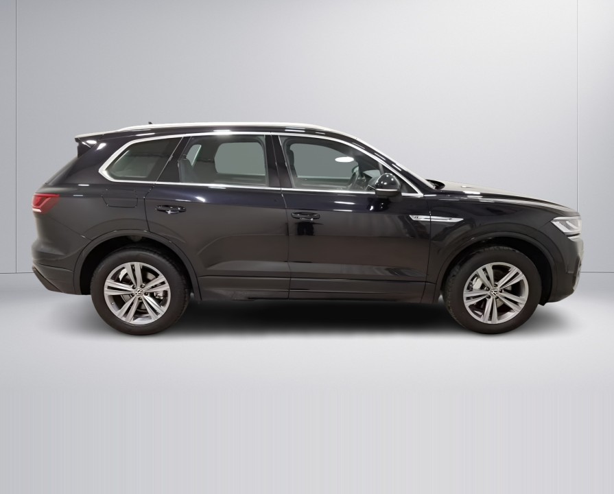 Volkswagen Touareg V6 TDI R-Line (2)