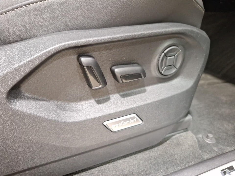 Volkswagen Touareg V6 TDI R-Line - foto 17