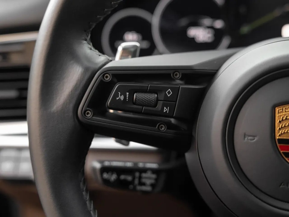 Porsche Panamera 4 E-Hybrid Platinum Edition - foto 10