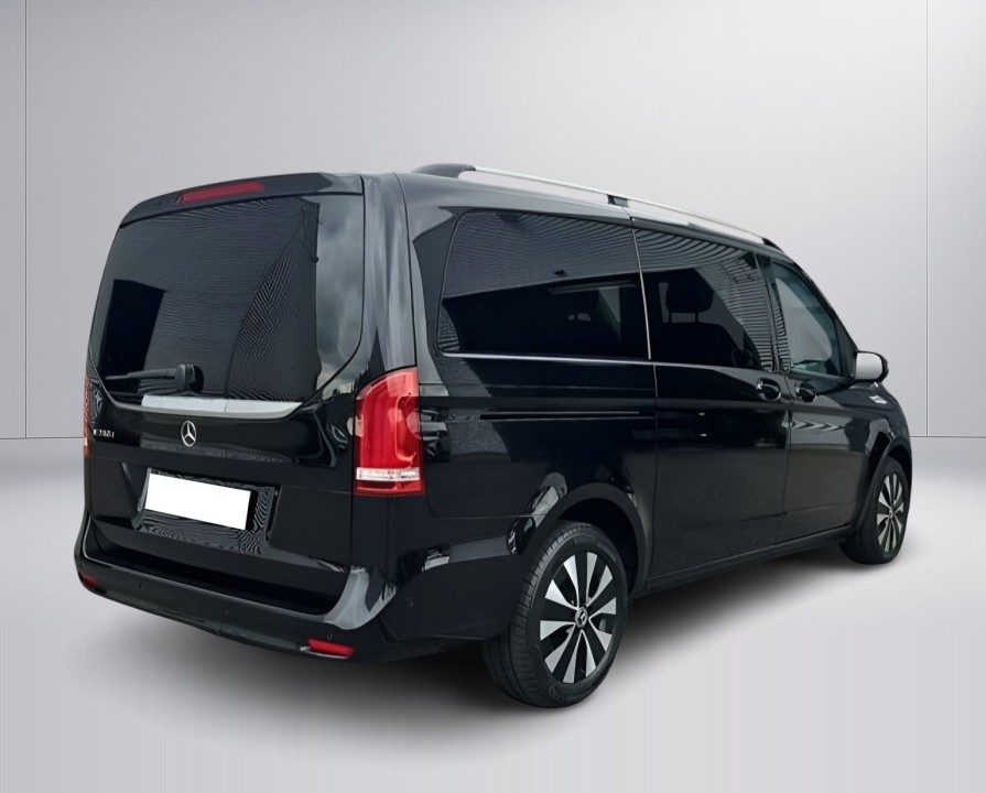 Mercedes-Benz V 250d (3)