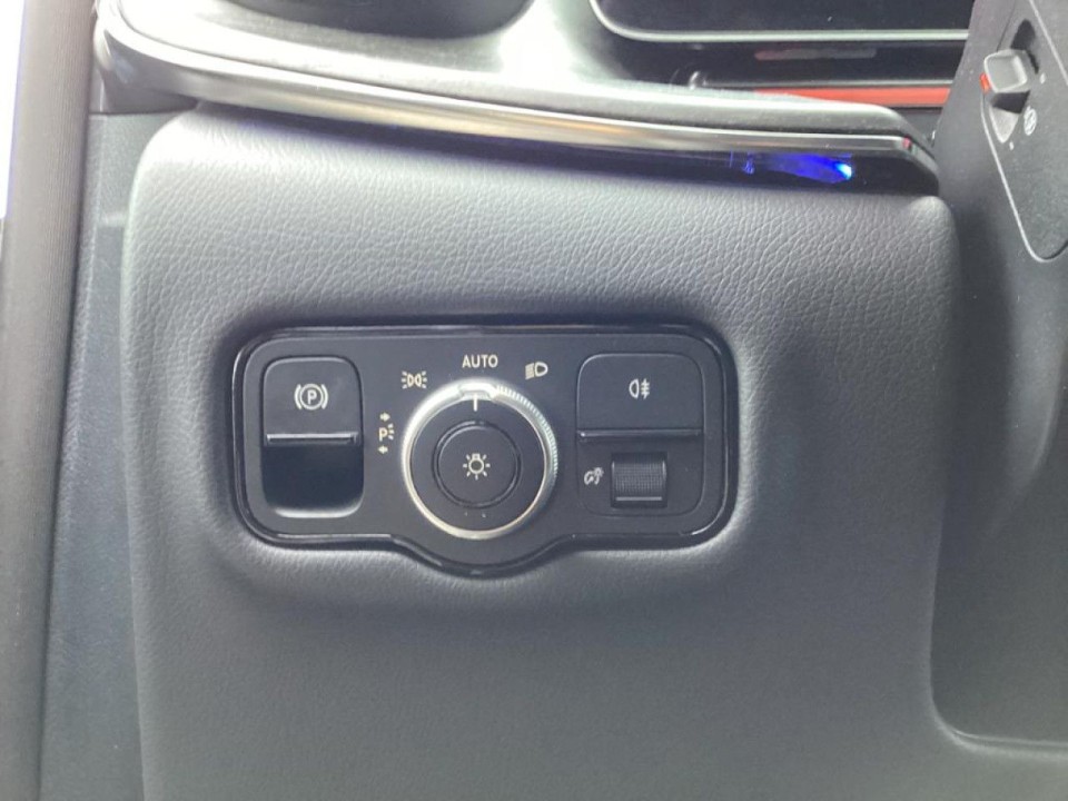 Mercedes-Benz V 300 CDI - foto 13