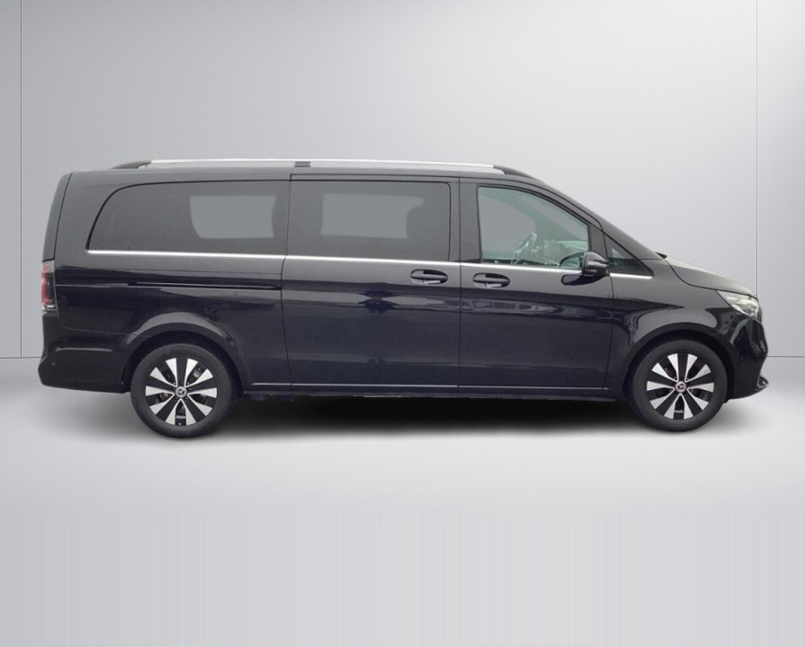 Mercedes-Benz V 300 CDI (2)