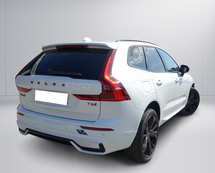 Volvo XC 60 T6 Black Edition (3)