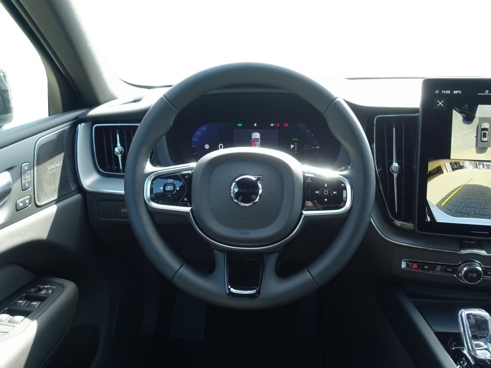Volvo XC 60 T6 Black Edition - foto 9