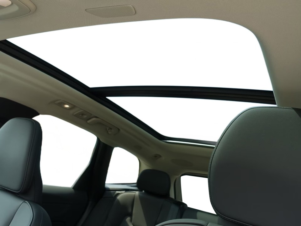 Volvo XC 60 T6 - foto 21