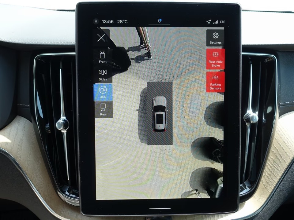 Volvo XC 60 T6 - foto 19