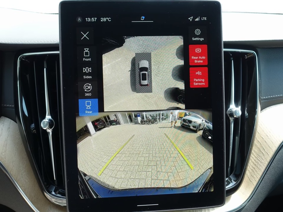 Volvo XC 60 T6 - foto 18