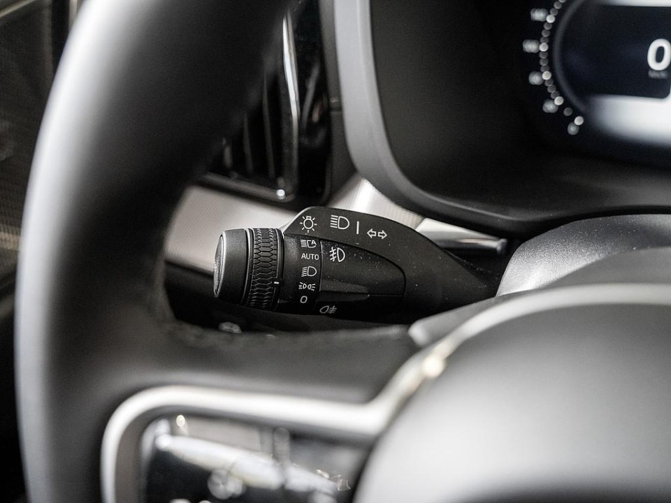 Volvo XC 60 T6 Ultra Black Edition - foto 14