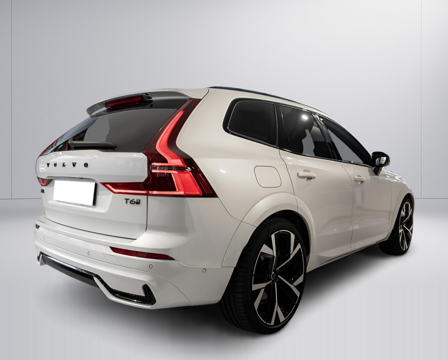 Volvo XC 60 T6 Ultra Black Edition (3)