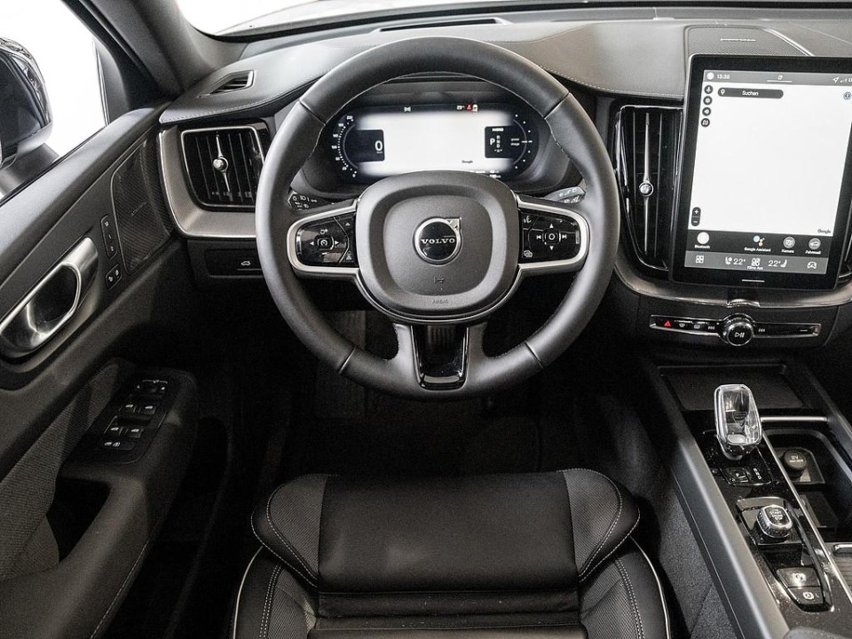 Volvo XC 60 T6 Ultra Black Edition - foto 8