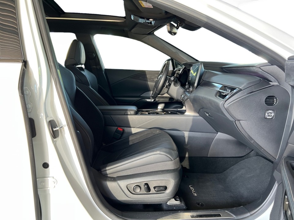 Lexus Seria RX 500h - foto 12