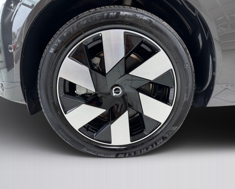 Volvo XC 60 T8 Ultimate Dark - foto 28