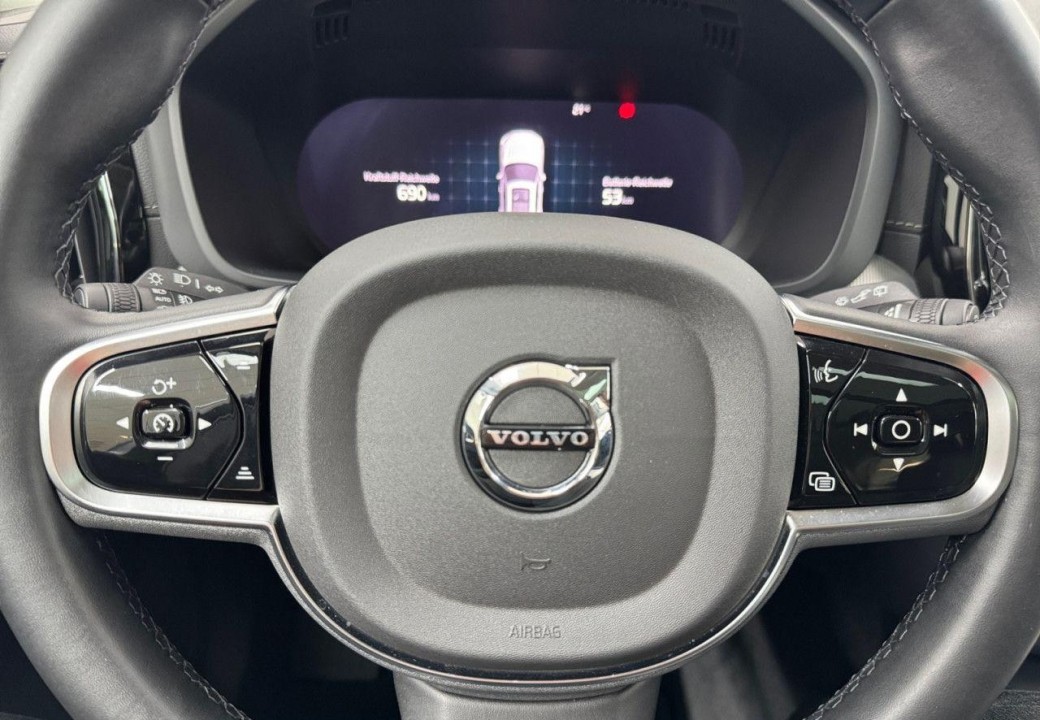 Volvo XC 60 T8 Ultimate Dark - foto 11