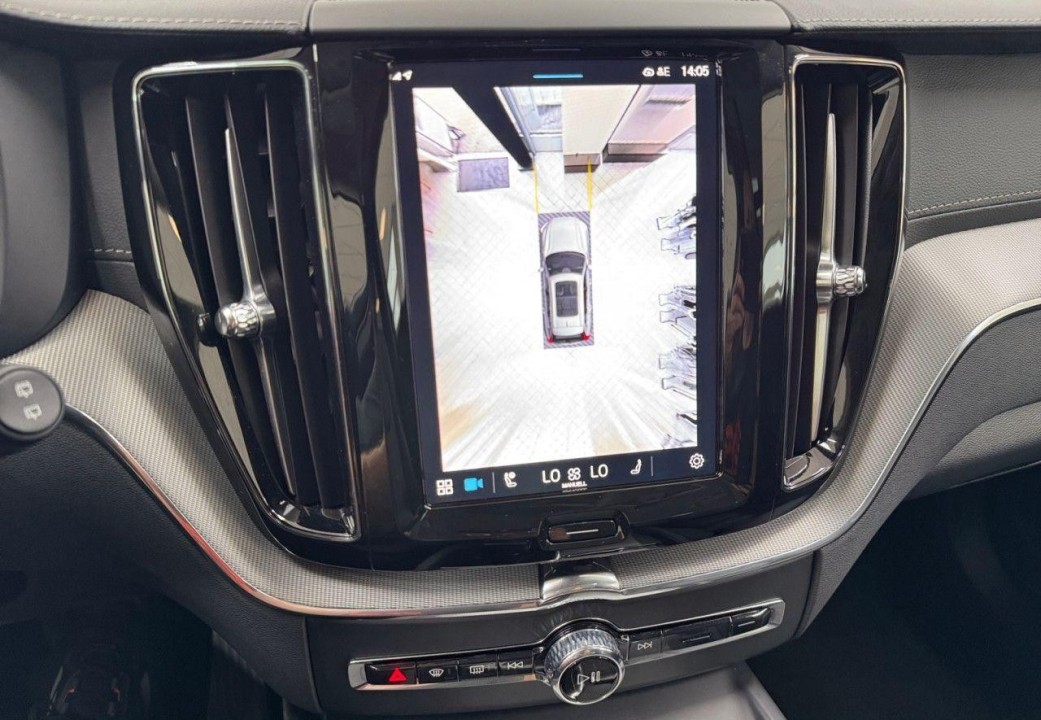 Volvo XC 60 T8 Ultimate Dark - foto 20