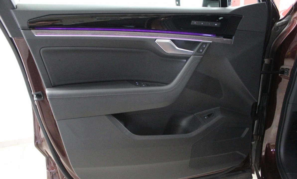 Volkswagen Touareg 4Motion R-line - foto 10