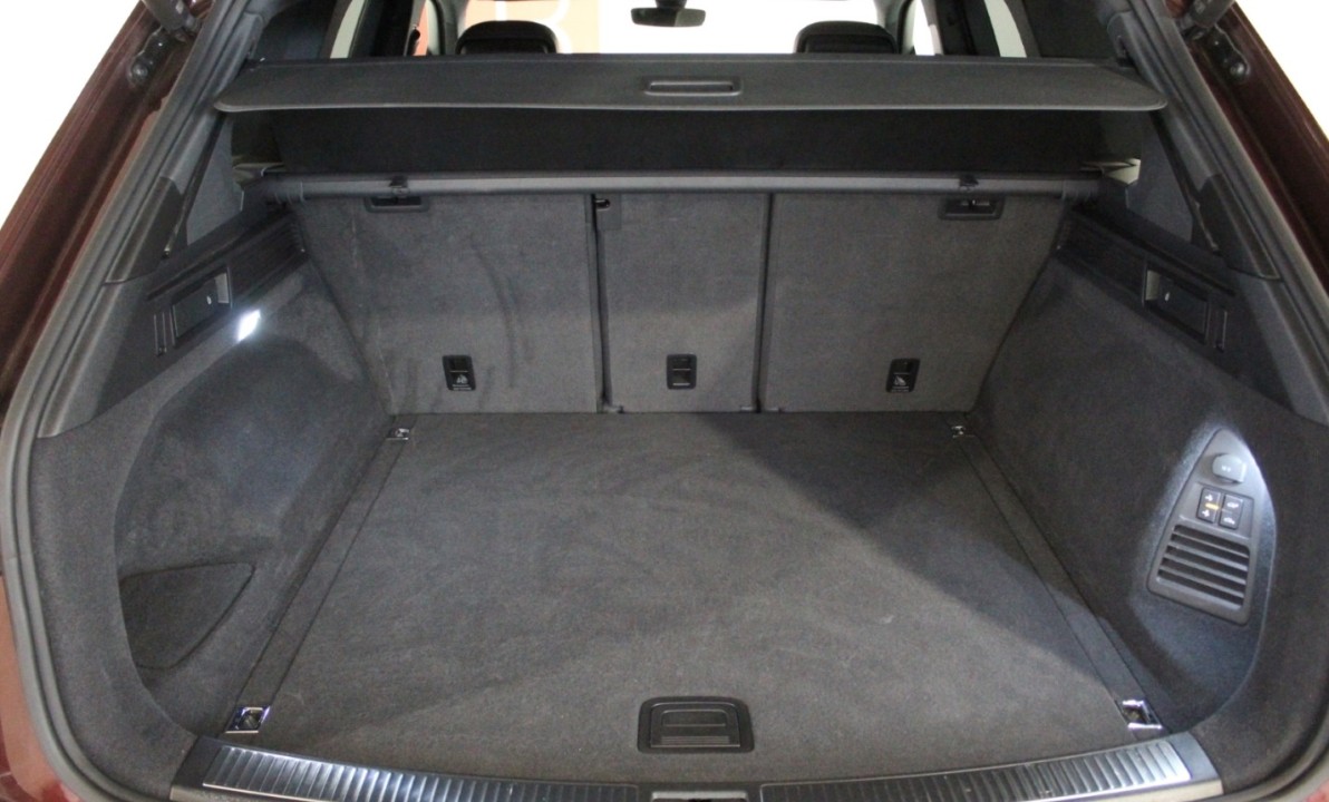 Volkswagen Touareg 4Motion R-line - foto 12