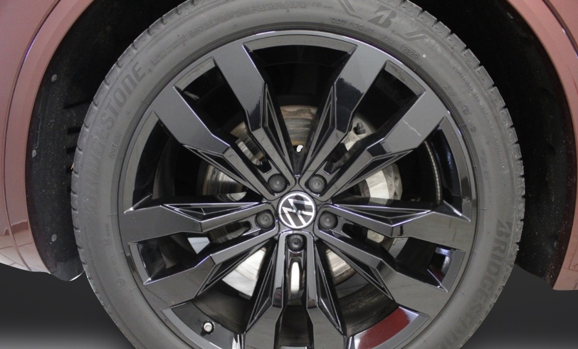 Volkswagen Touareg 4Motion R-line - foto 13