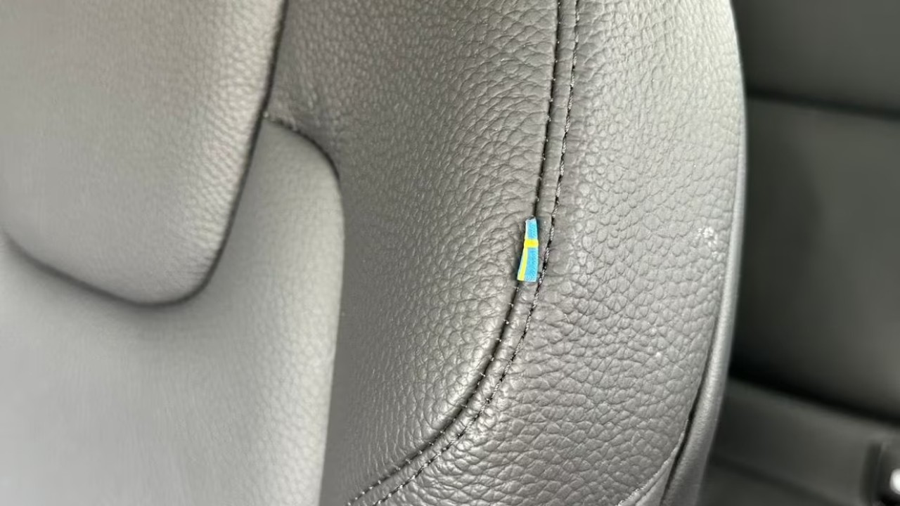 Volvo XC 60 T8 Plus Dark - foto 23