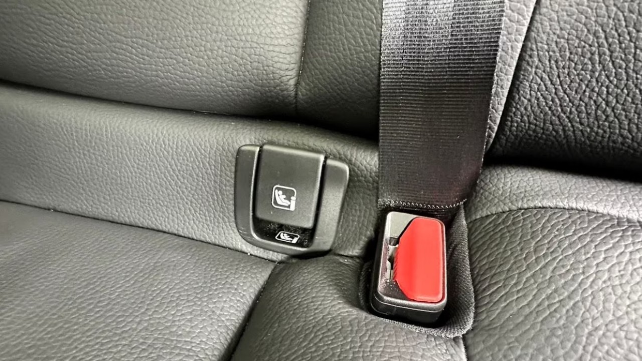 Volvo XC 60 T8 Plus Dark - foto 26