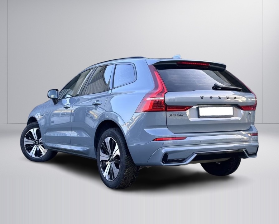 Volvo XC 60 T8 Plus Dark - foto 7
