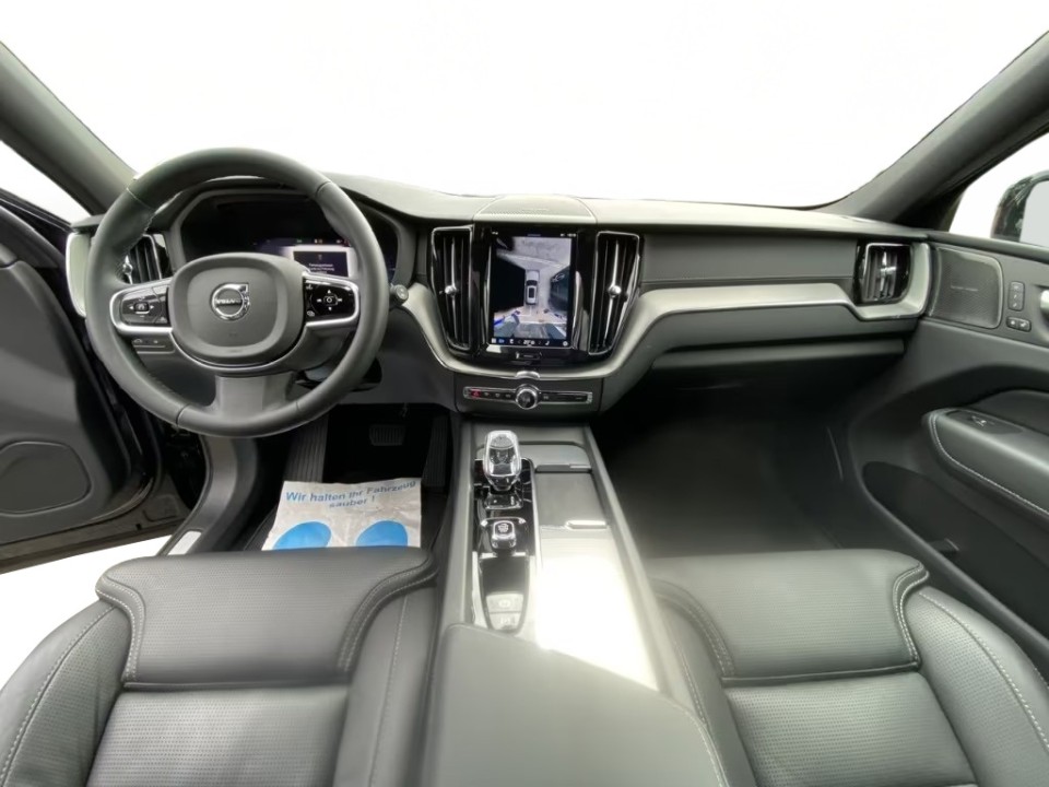 Volvo XC 60 Ultra Black Edition Recharge (5)