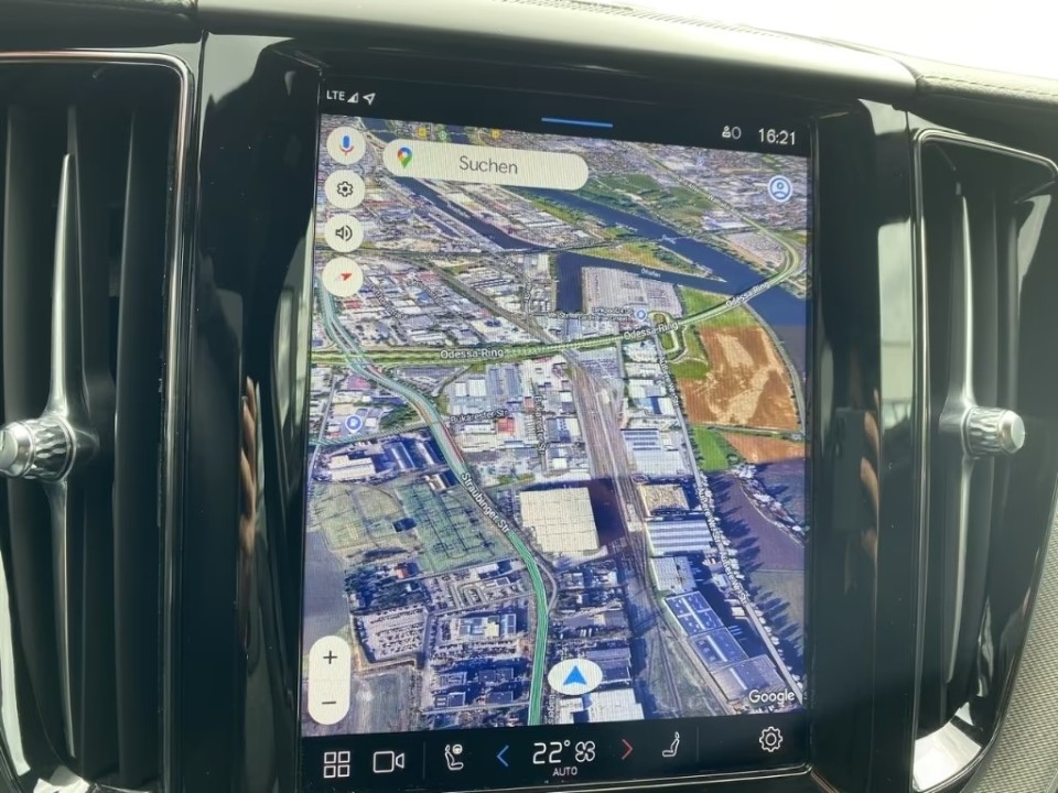 Volvo XC 60 Ultra Black Edition Recharge - foto 15