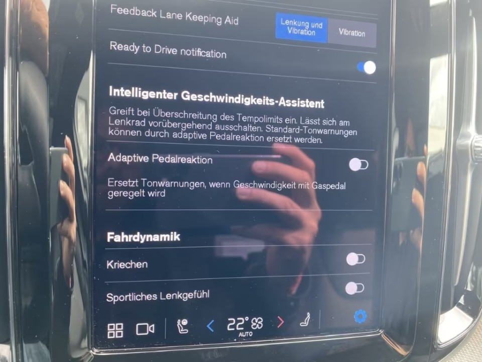 Volvo XC 60 Ultra Black Edition Recharge - foto 10