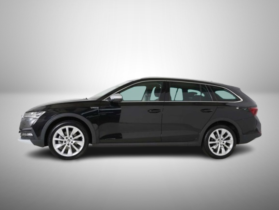 Skoda Octavia Combi 2.0 TDI Scout 4x4 DSG (2)