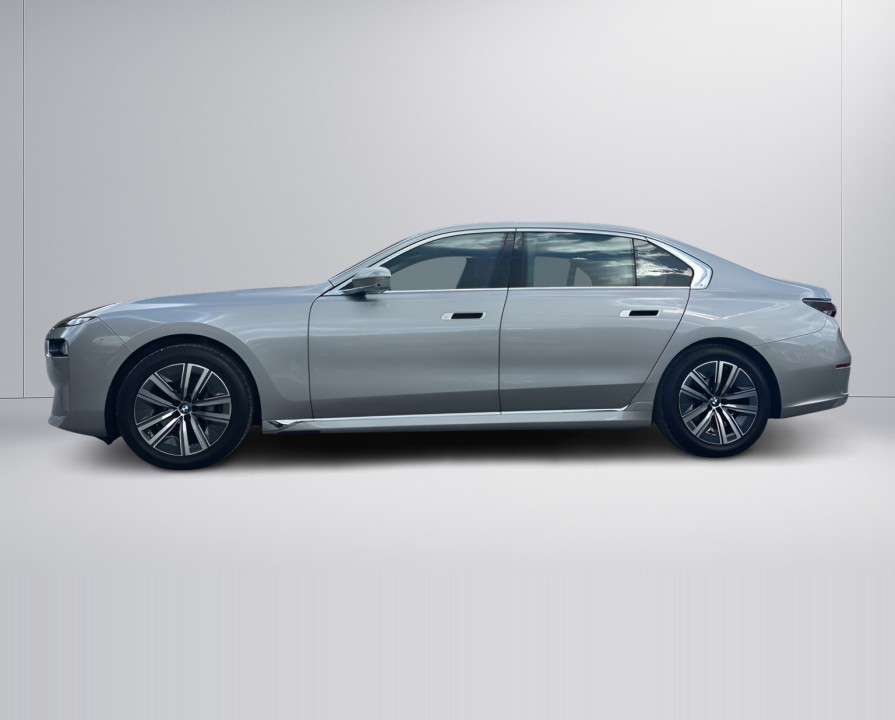 BMW Seria 7 740d xDrive - foto 6