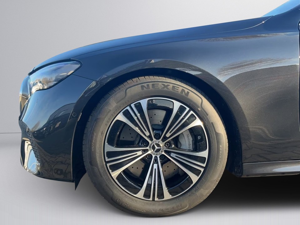 Mercedes-Benz E 450d 4MATIC Avantgarde - foto 14