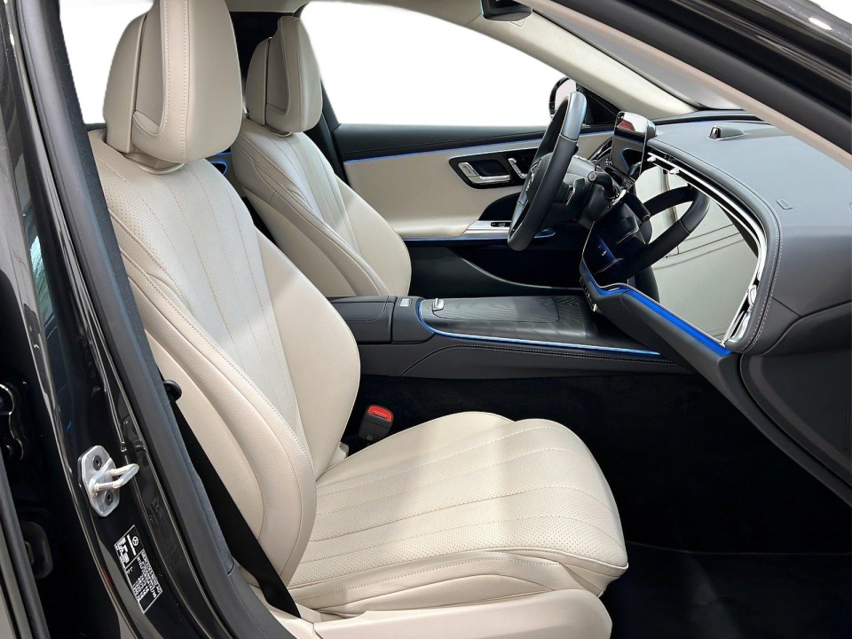 Mercedes-Benz E 450d 4MATIC Avantgarde - foto 8