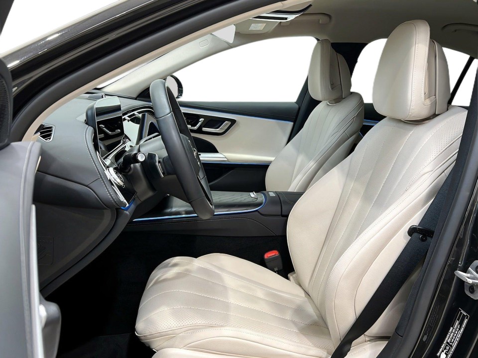Mercedes-Benz E 450d 4MATIC Avantgarde - foto 6