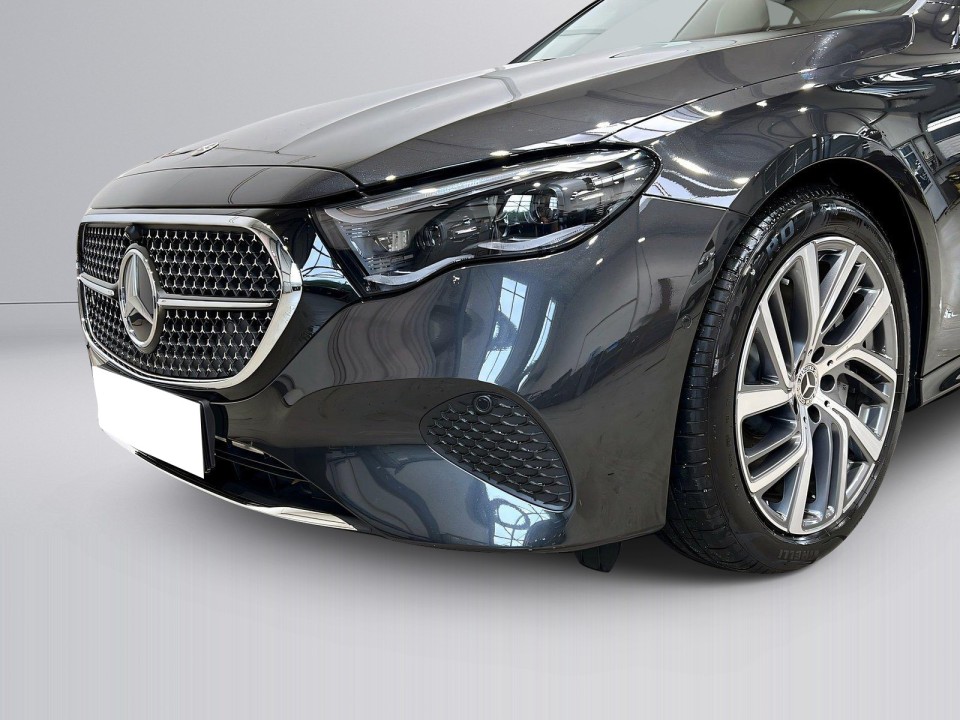 Mercedes-Benz E 450d 4MATIC Avantgarde - foto 13