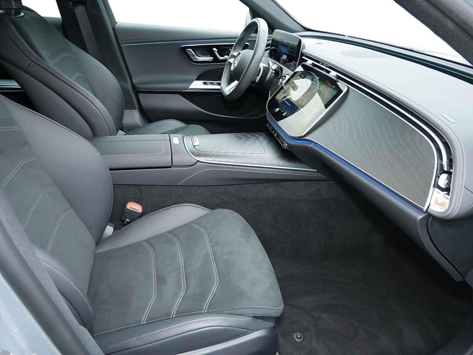 Mercedes-Benz E 450d 4MATIC AMG Line - foto 6