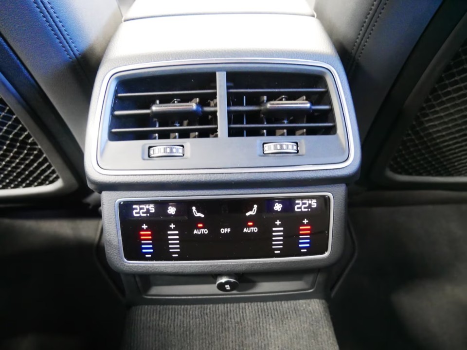 Audi A6 Limousine 40 TDI Quattro S-tronic - foto 11